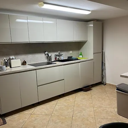 Tunley Вилла Medovo