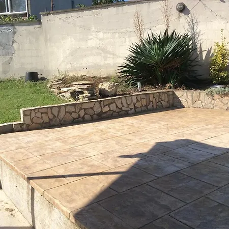 Tunley Villa *